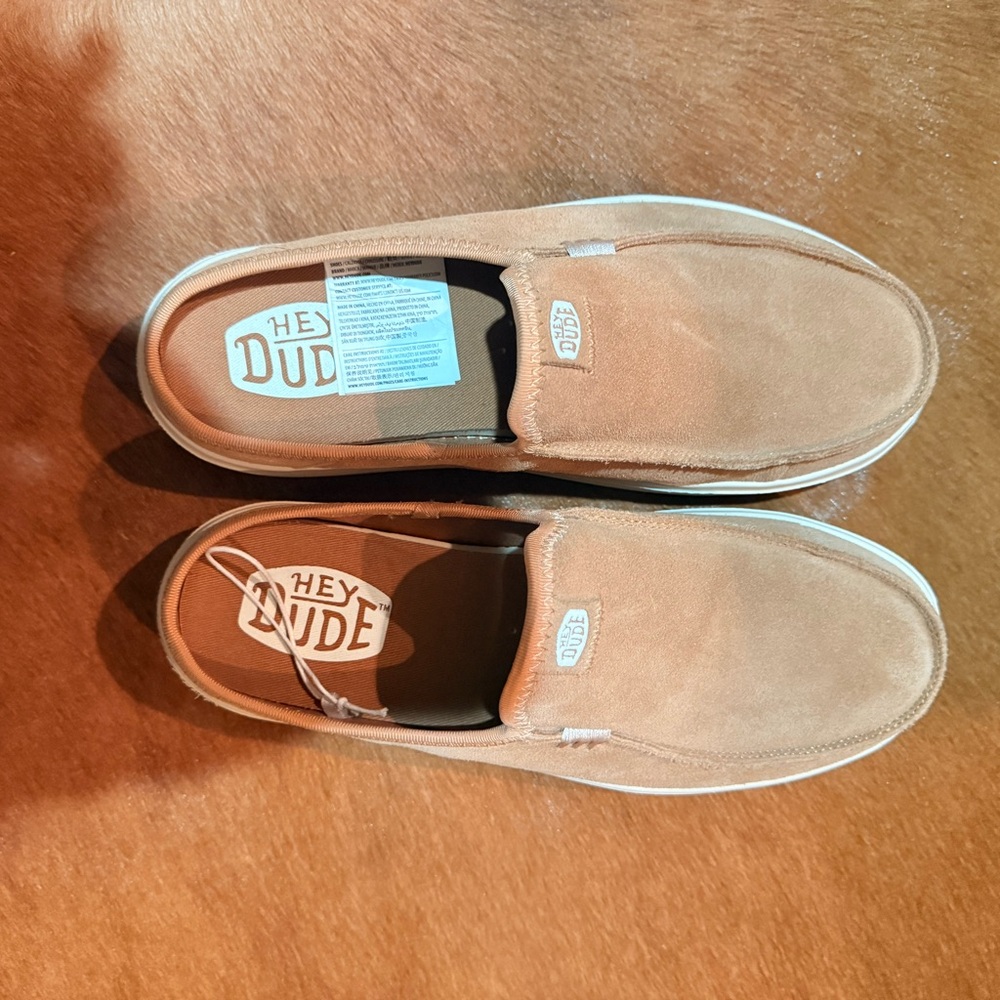 Hey Dude Women’s Brown Slip-On Loafers - Picture 5 of 6